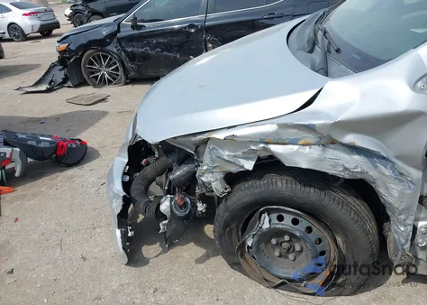 2013 Toyota Corolla L z USA, uszkodzony, nr VIN 5YFBU4EE5DP160606